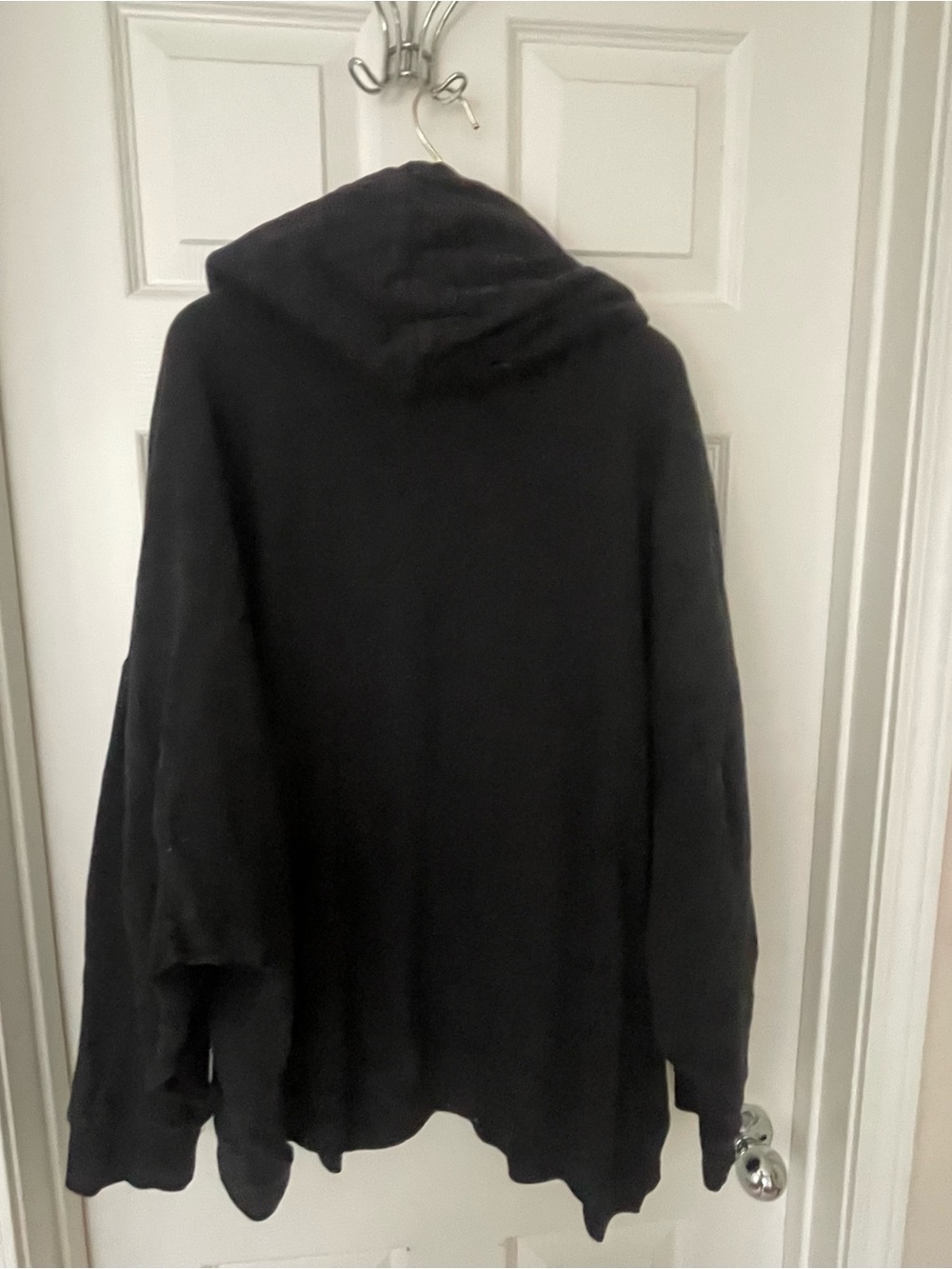 torrid holiday hoodie - Picture 4 of 4